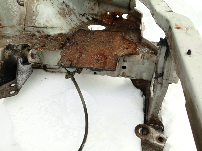 Лонжерон передний левый