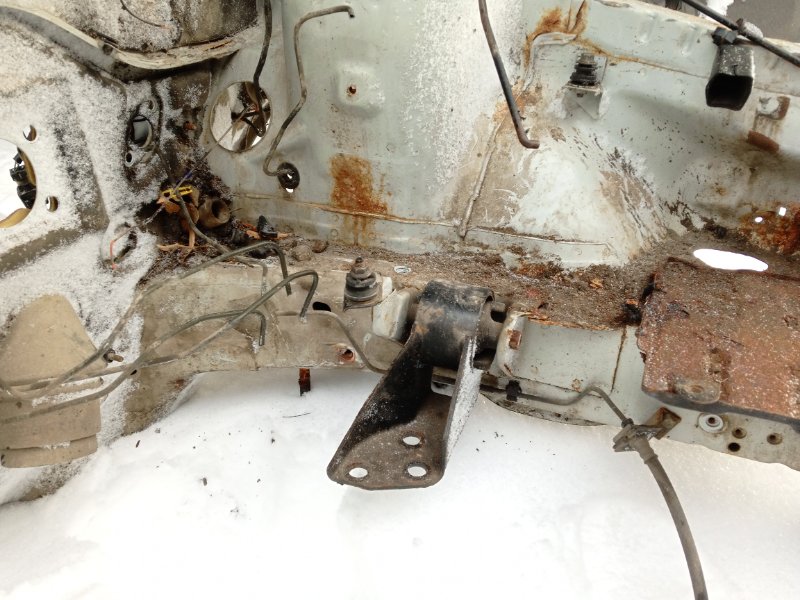 Лонжерон передний левый