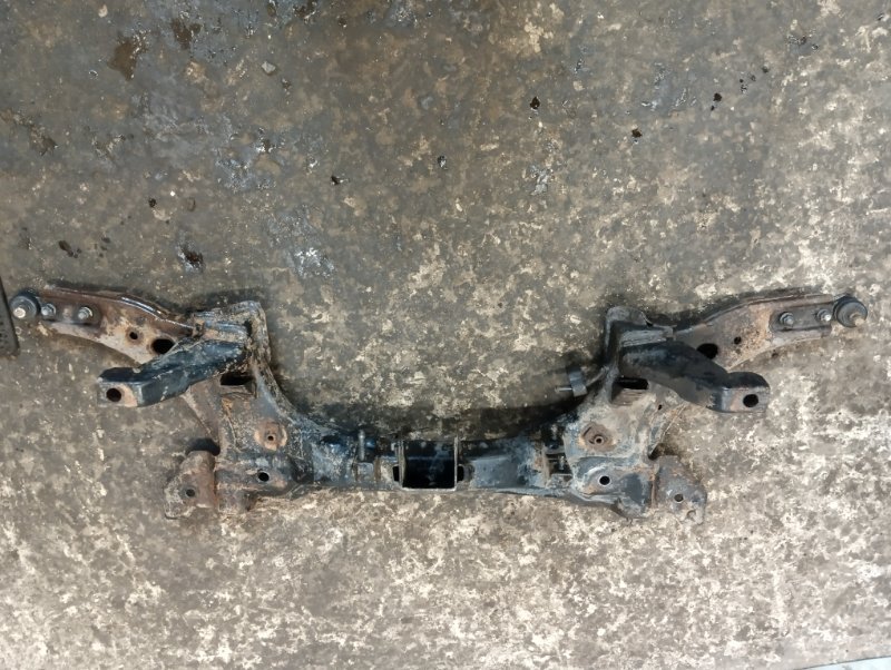 Балка подмоторная