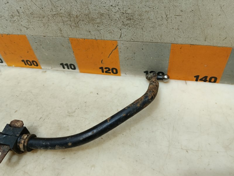 Стабилизатор передний