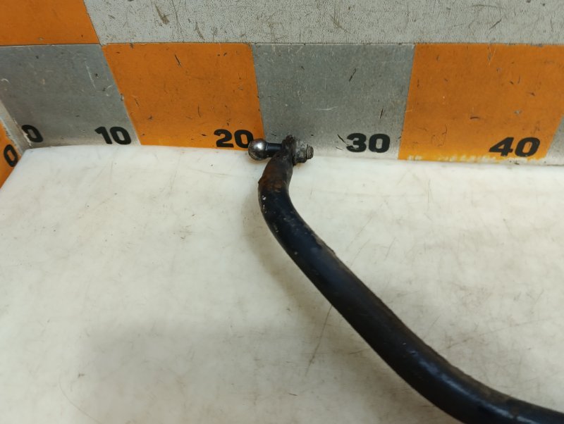 Стабилизатор передний