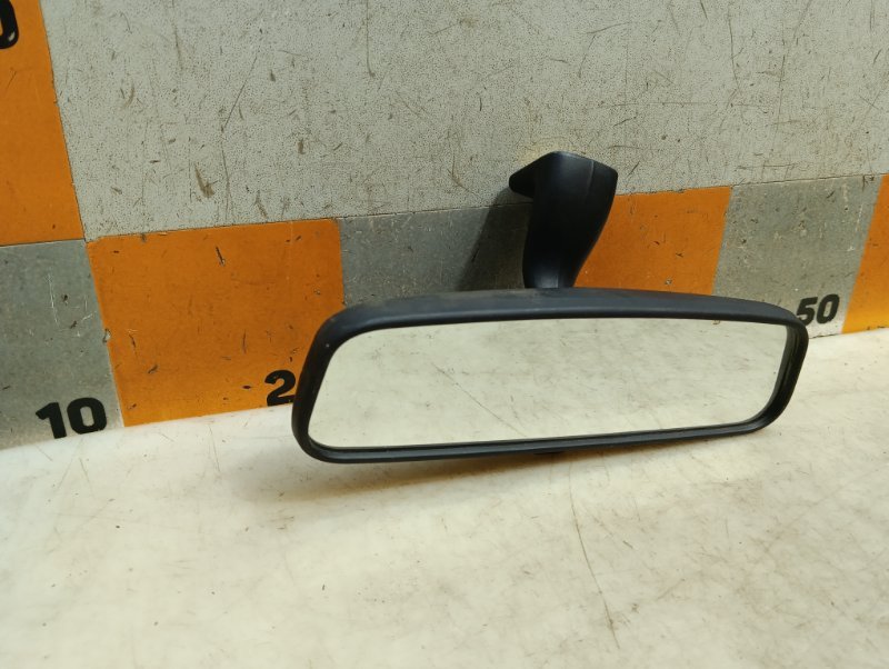 Зеркало заднего вида