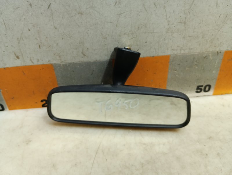 Зеркало заднего вида