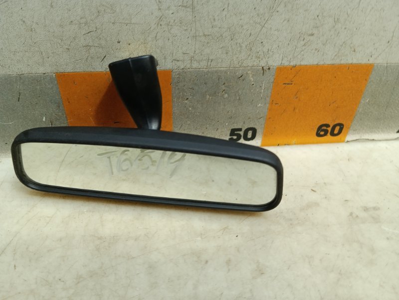 Зеркало заднего вида