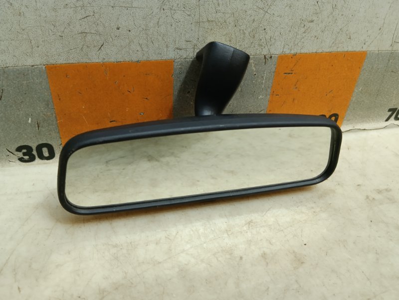 Зеркало заднего вида