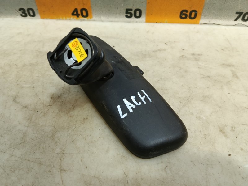 Зеркало заднего вида