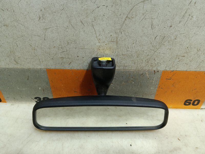 Зеркало заднего вида