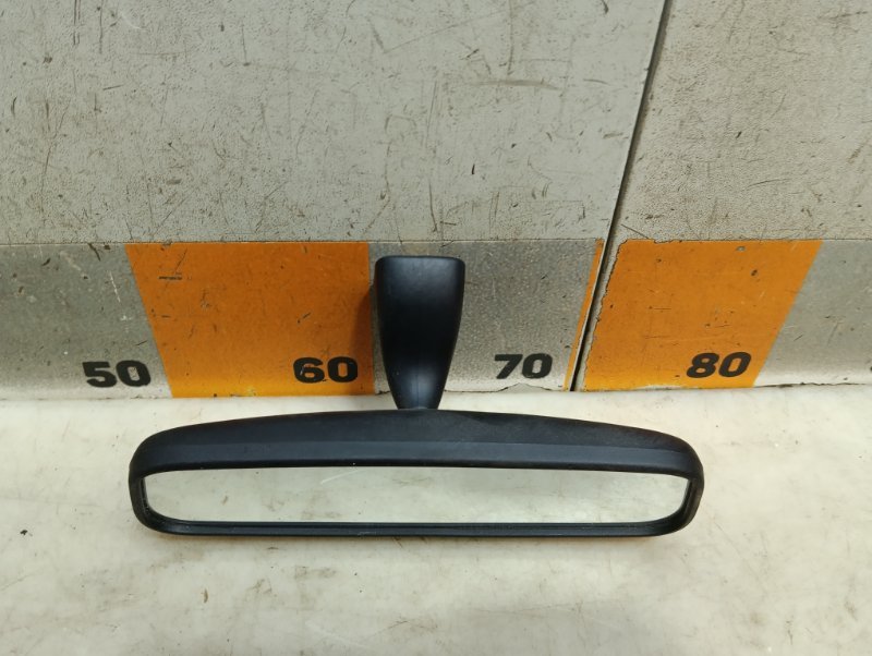 Зеркало заднего вида