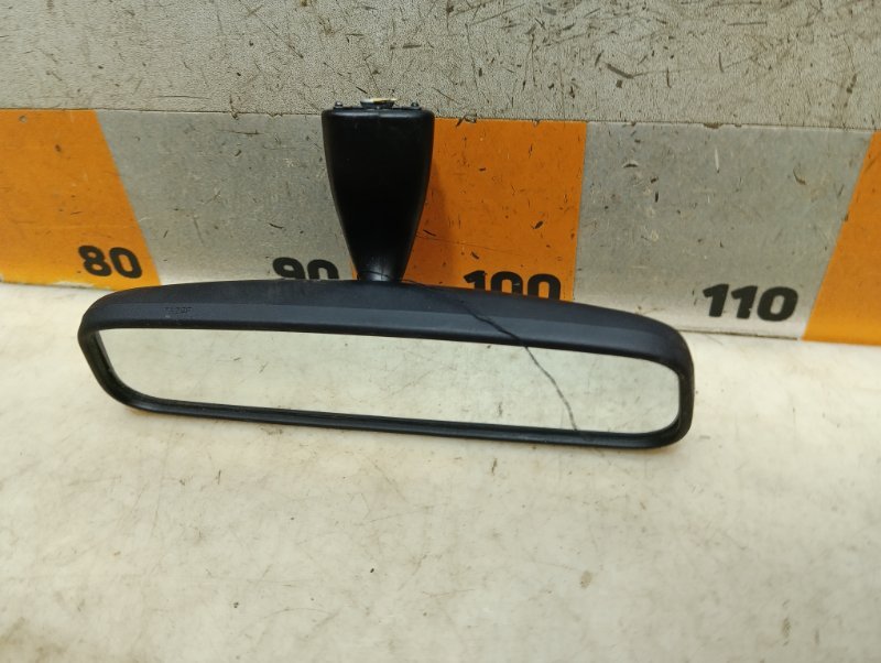 Зеркало заднего вида
