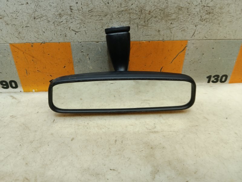 Зеркало заднего вида