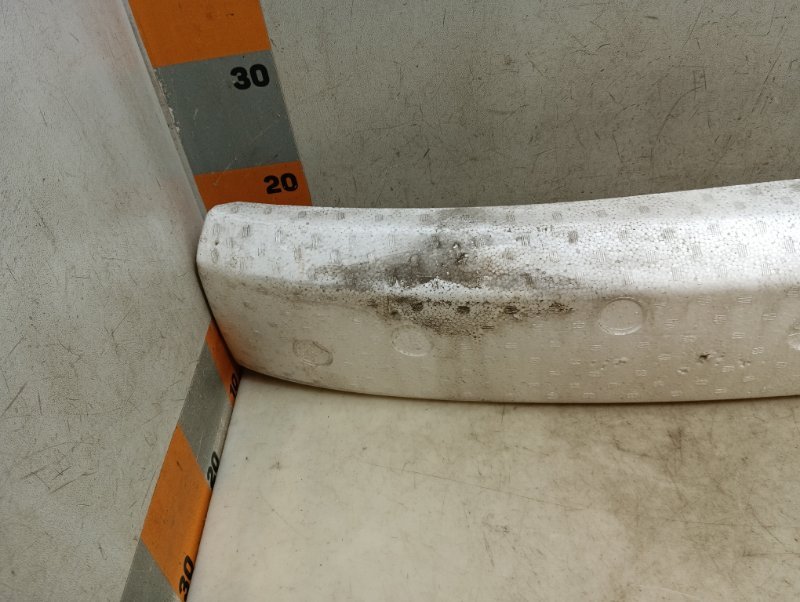 Наполнитель переднего бампера