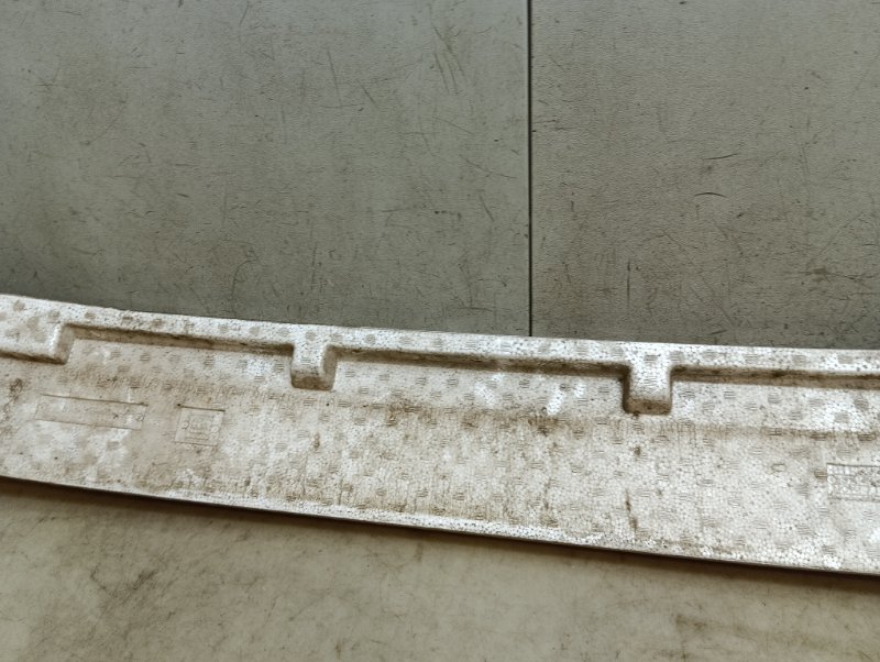 Наполнитель переднего бампера