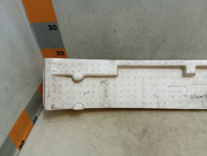 Наполнитель переднего бампера