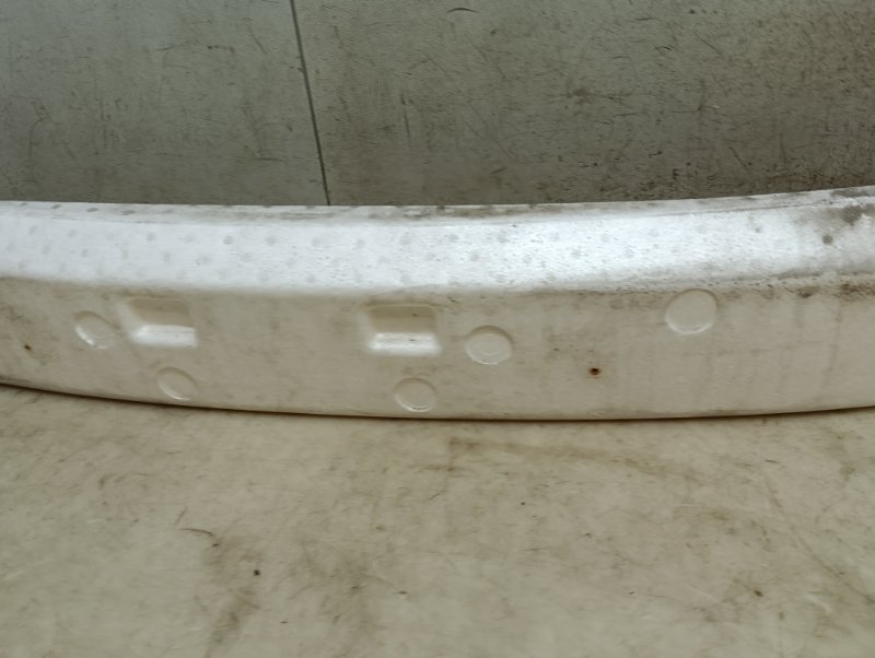 Наполнитель переднего бампера