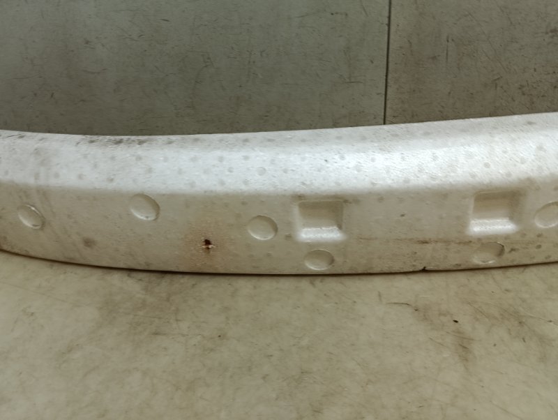 Наполнитель переднего бампера