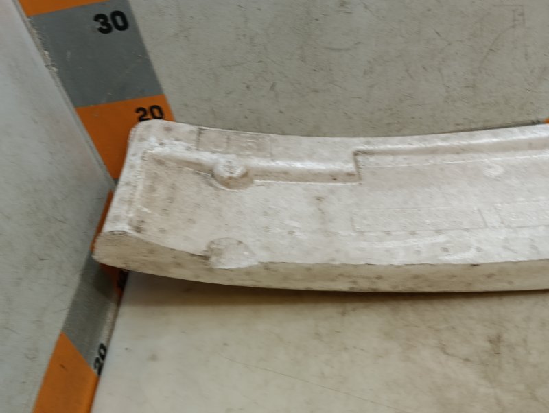 Наполнитель переднего бампера