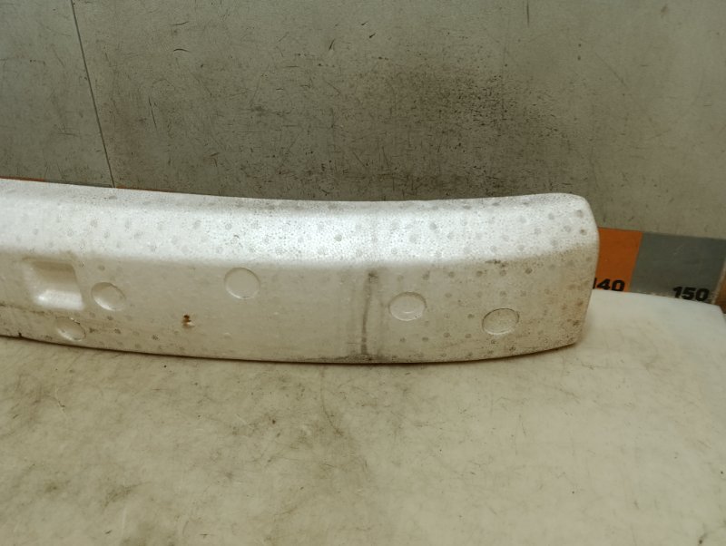 Наполнитель переднего бампера