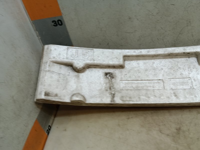 Наполнитель переднего бампера