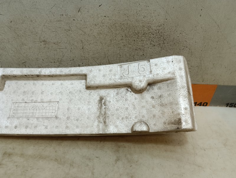 Наполнитель переднего бампера