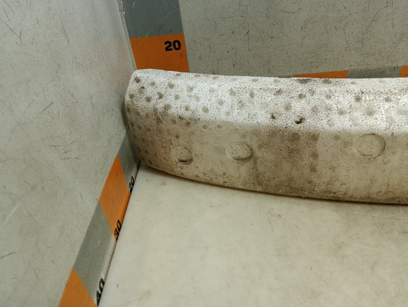 Наполнитель переднего бампера