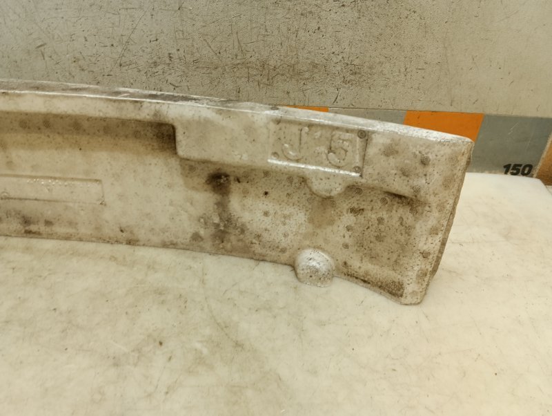 Наполнитель переднего бампера