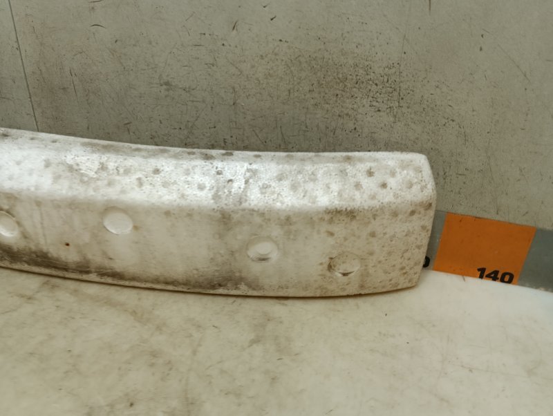 Наполнитель переднего бампера