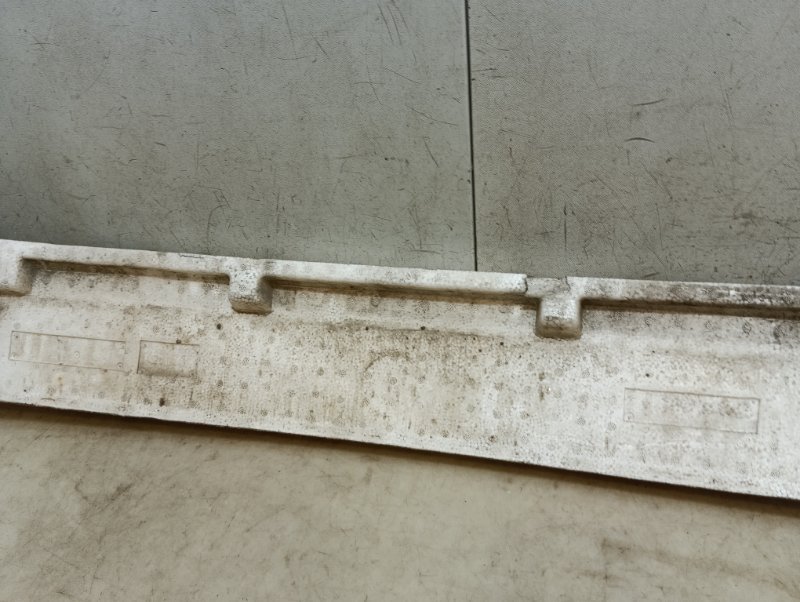 Наполнитель переднего бампера