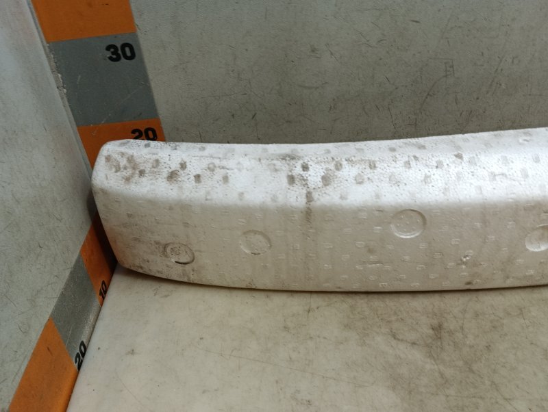 Наполнитель переднего бампера