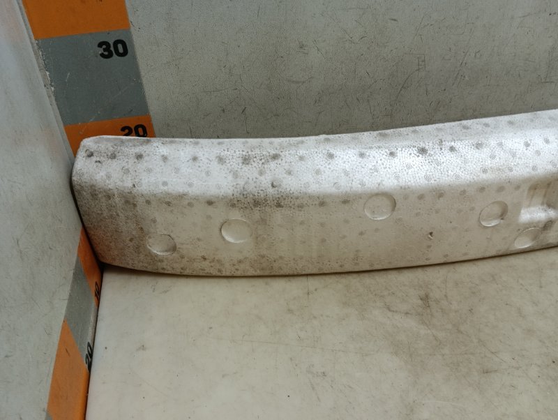 Наполнитель переднего бампера