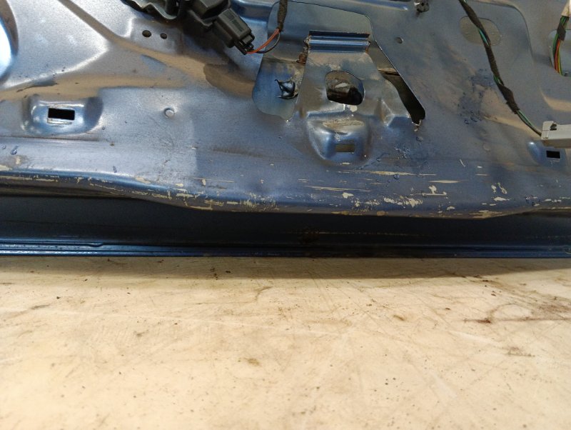 Дверь багажника