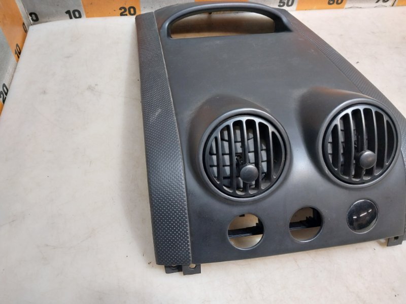 Дефлектор воздушный