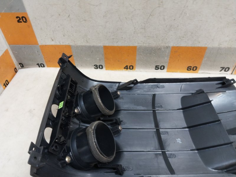 Дефлектор воздушный