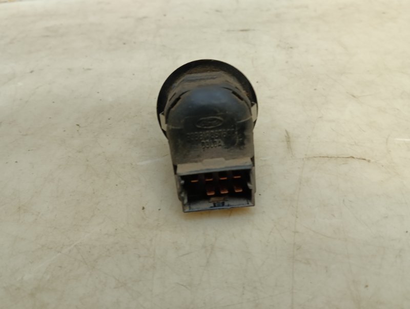 Кнопка регулировки зеркала