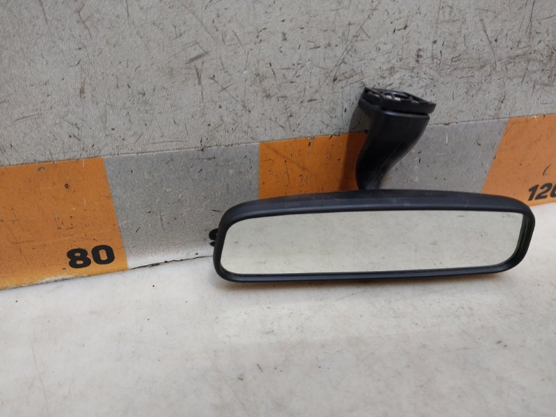 Зеркало заднего вида