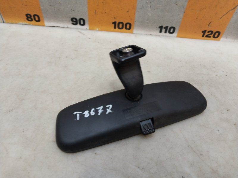 Зеркало заднего вида