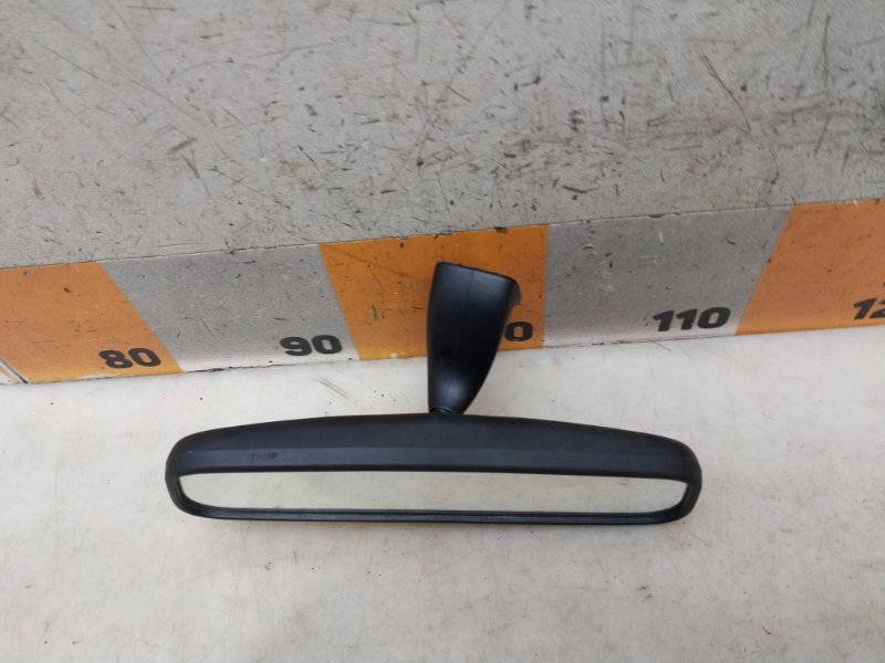 Зеркало заднего вида