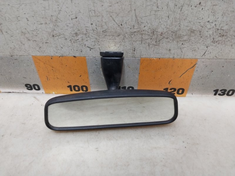 Зеркало заднего вида