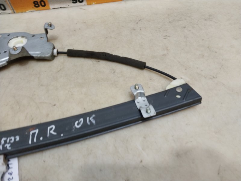 Стеклоподъемник электр. передний правый