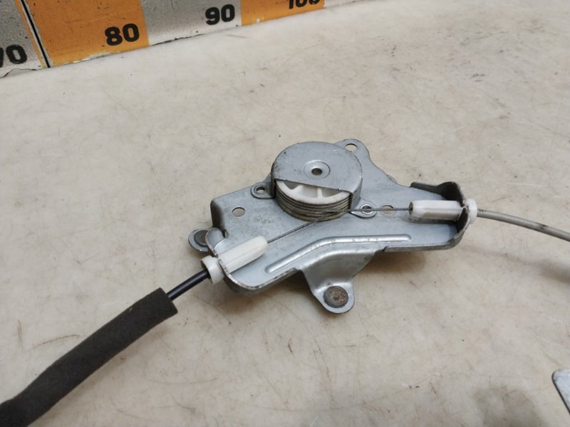 Стеклоподъемник электр. передний правый