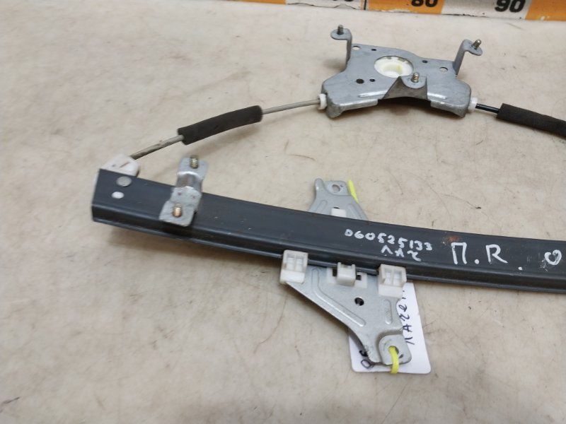 Стеклоподъемник электр. передний правый