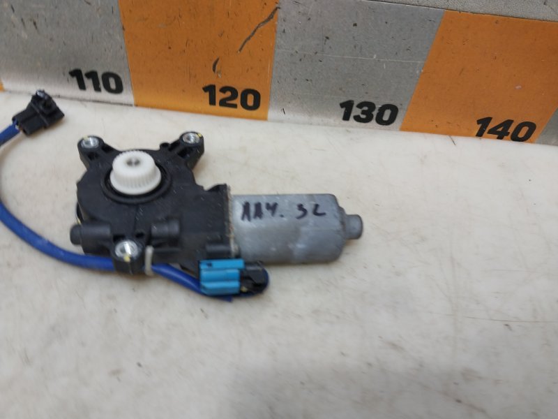 Моторчик стеклоподъемника