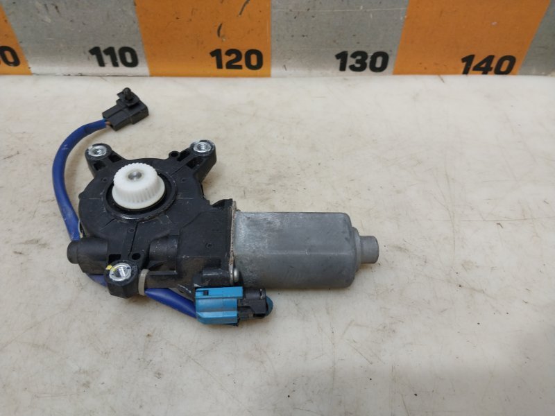 Моторчик стеклоподъемника