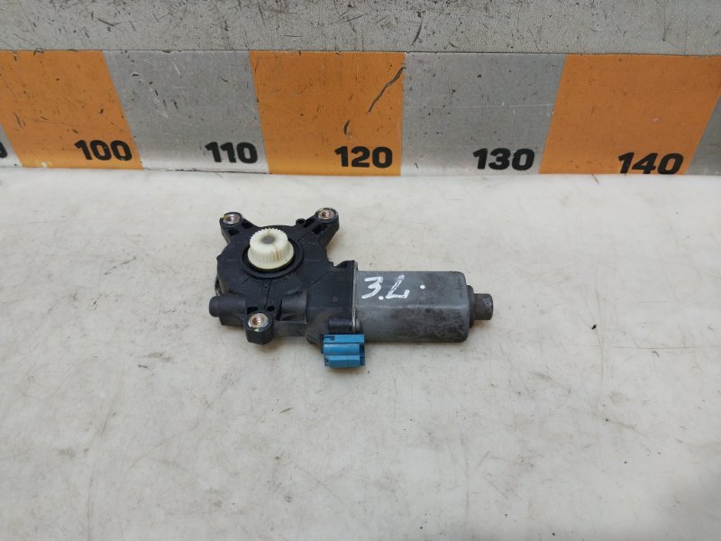 Моторчик стеклоподъемника