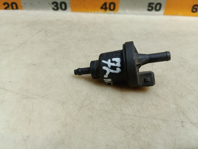 Клапан вентиляции топливного бака