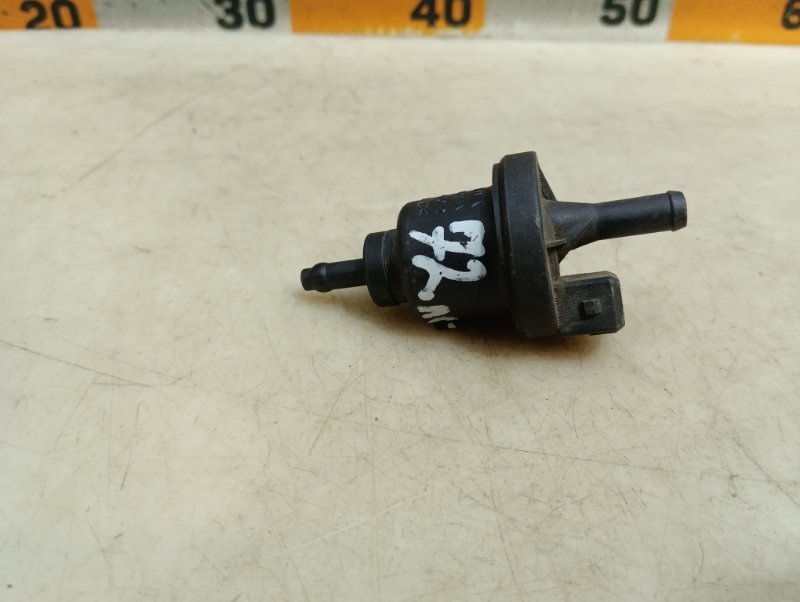 Клапан вентиляции топливного бака