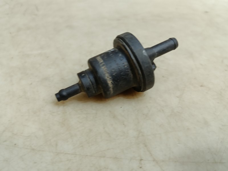 Клапан вентиляции топливного бака