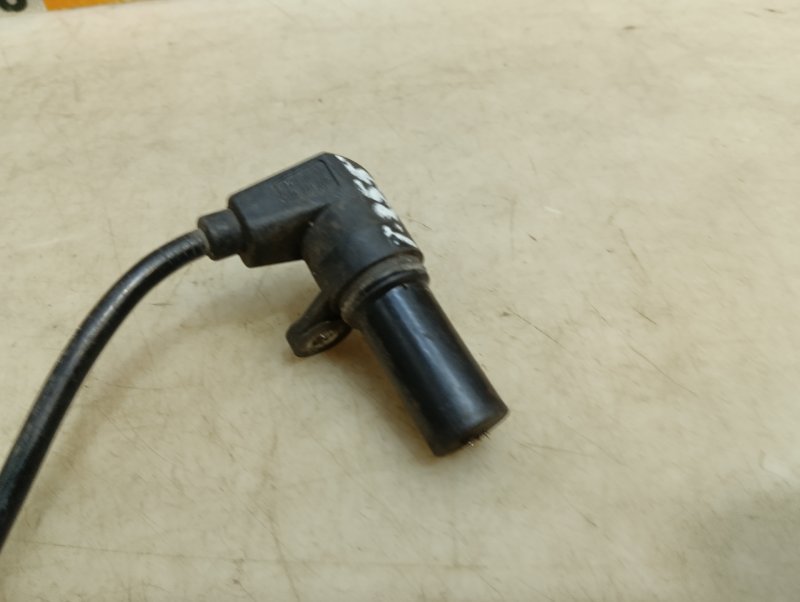 Датчик положения коленвала