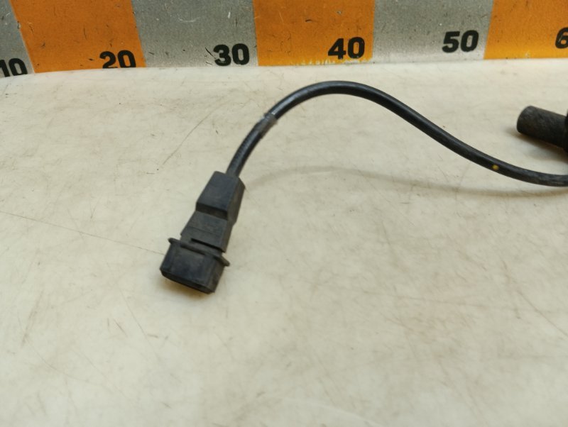 Датчик положения коленвала