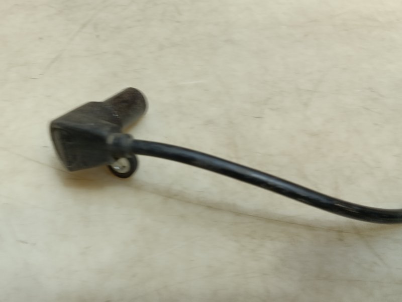 Датчик положения коленвала