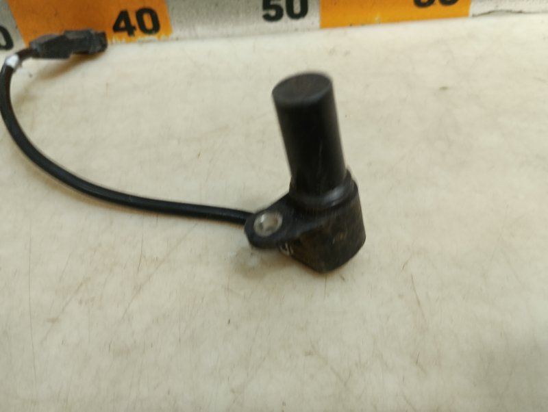 Датчик положения коленвала